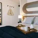 Ukayil - 3 A Louvre Apartment *