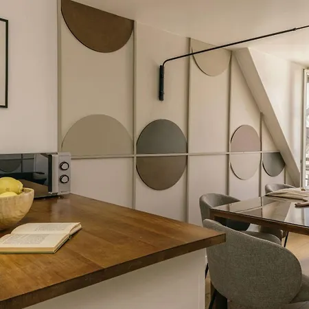 Ukayil - 3 A Louvre *