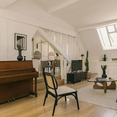 Apartmán Ukayil - 3 A Louvre